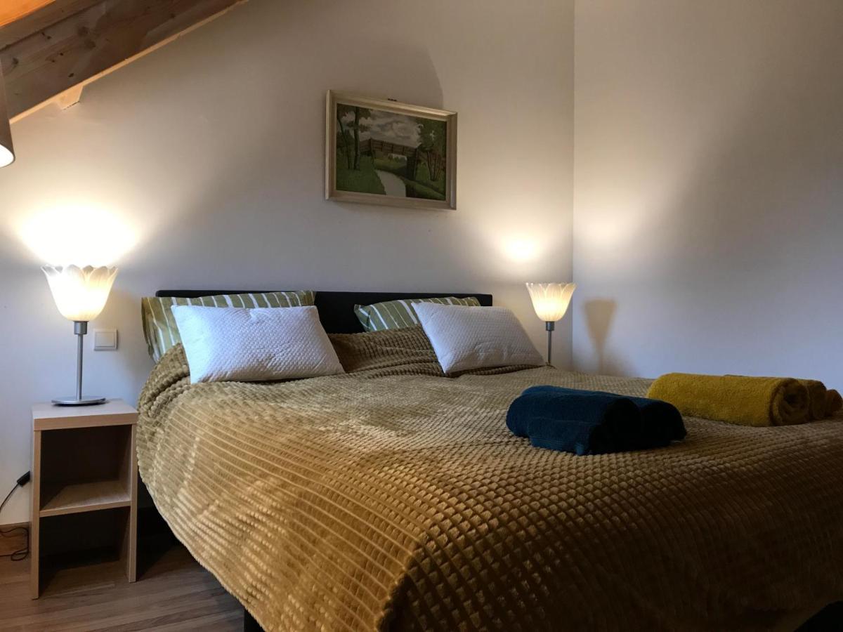 Domaine La Borniotte Apartman Saint-Alvère Kültér fotó